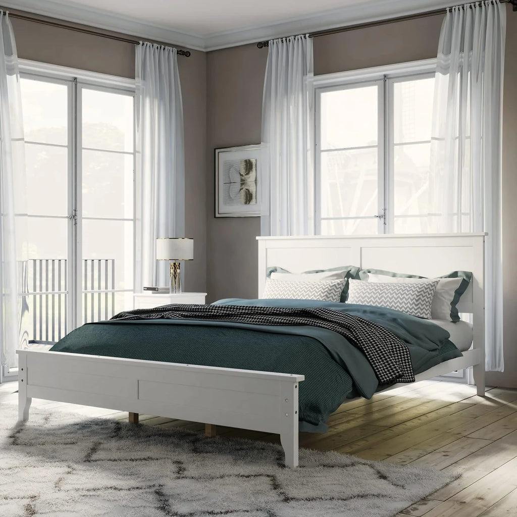 3 Piece Wood Bedroom Furniture Set with Queen Size Bed, Nightstand and Dresser B226