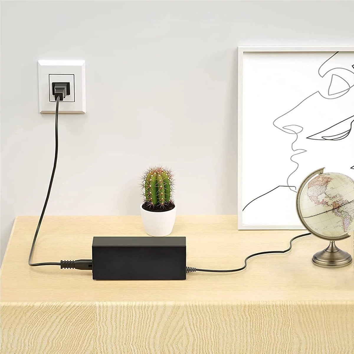 AC / DC Adapter D759