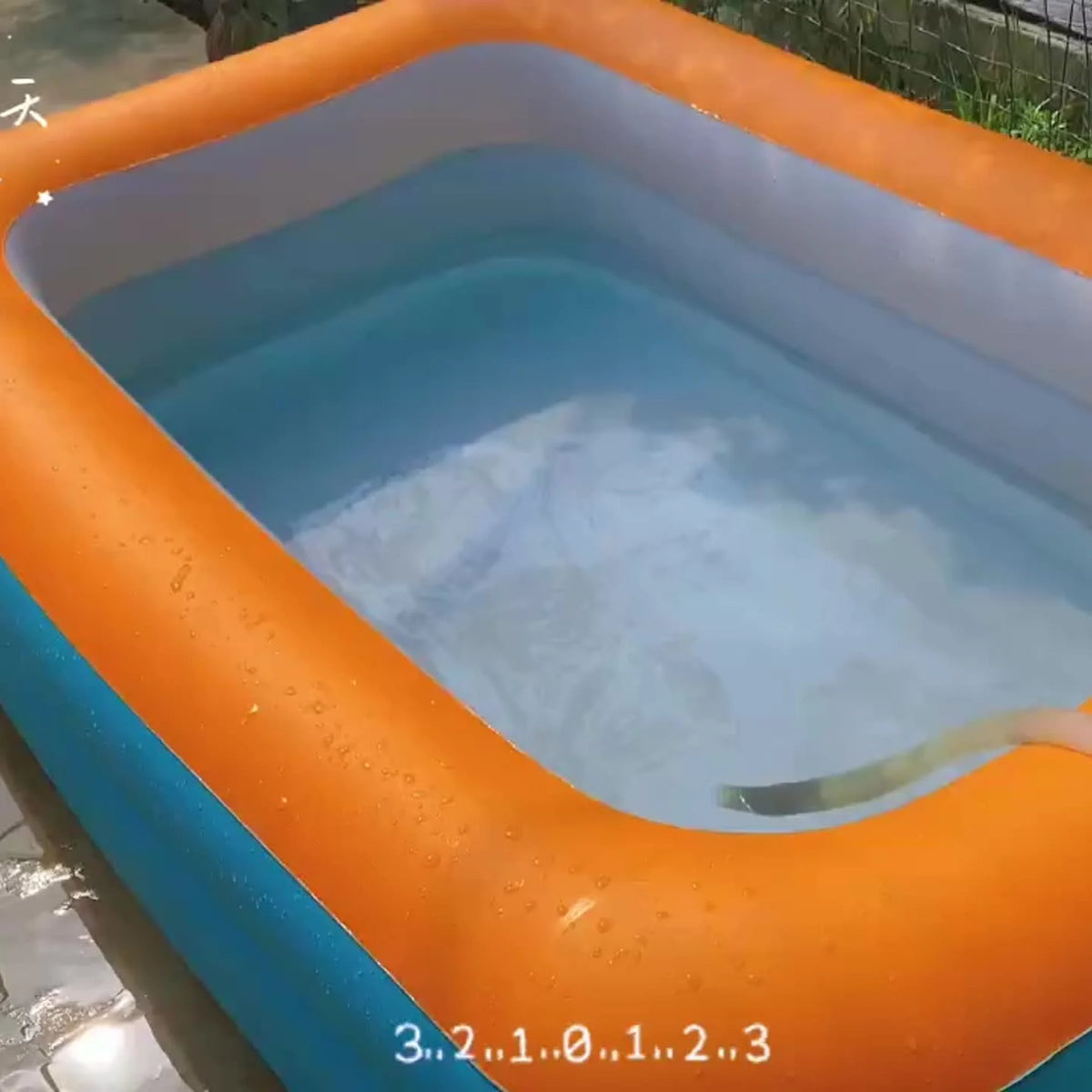 Large Inflatable Swimming Pool Z302699