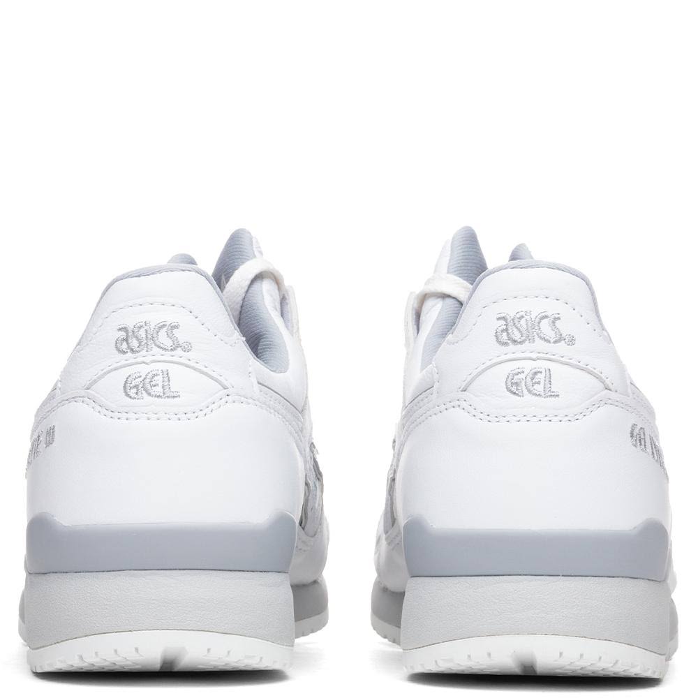 White Sneakers K3637