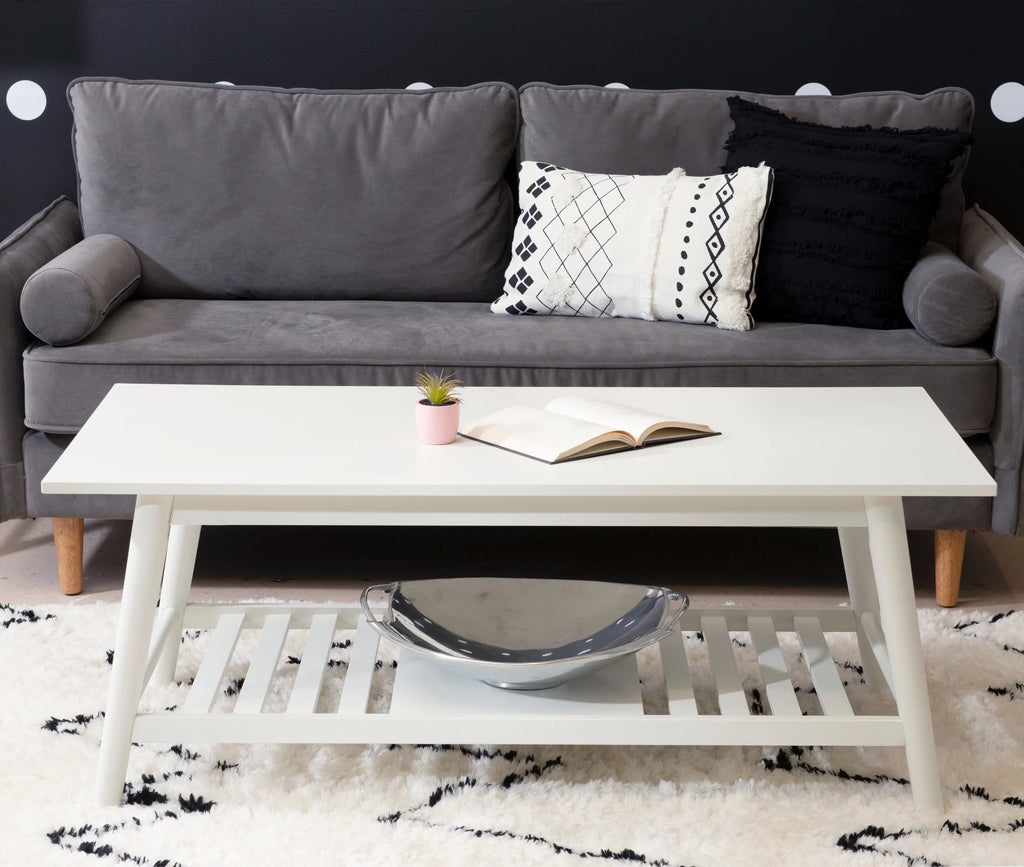 White Mid-Century Coffee Table with Shelf K196157