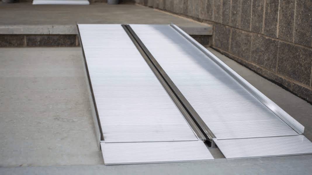 Suitcase Ramp Z921
