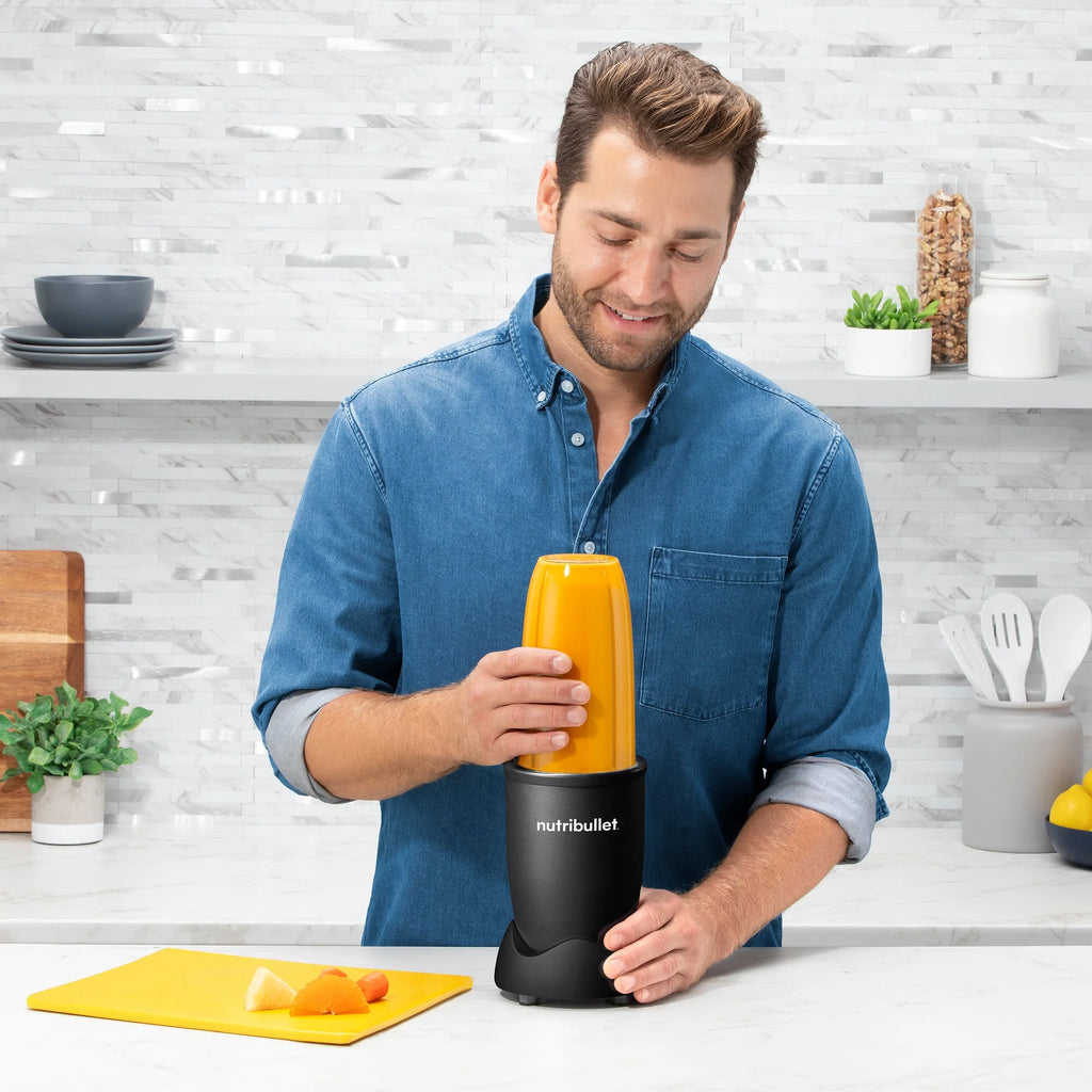 32 oz 900 Watt Personal Blender Z4796