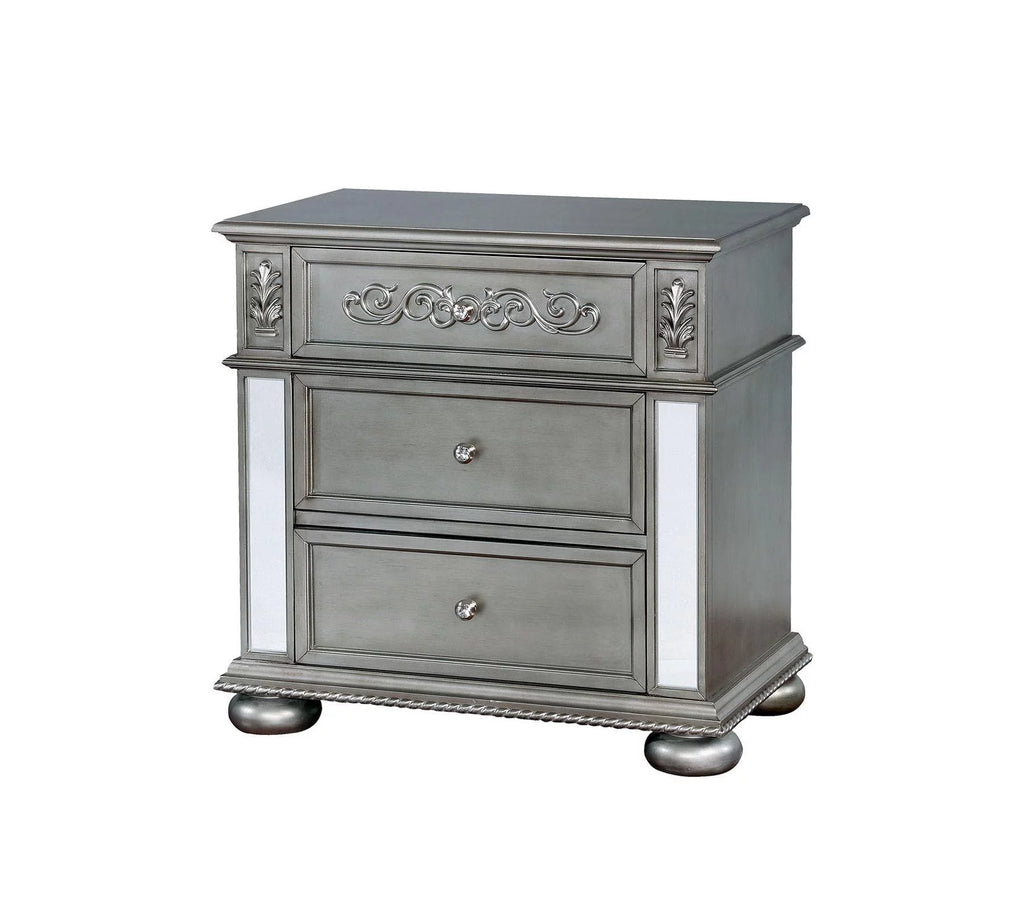 Silver Solid Wood Queen Bedroom Set 3pcs E36525