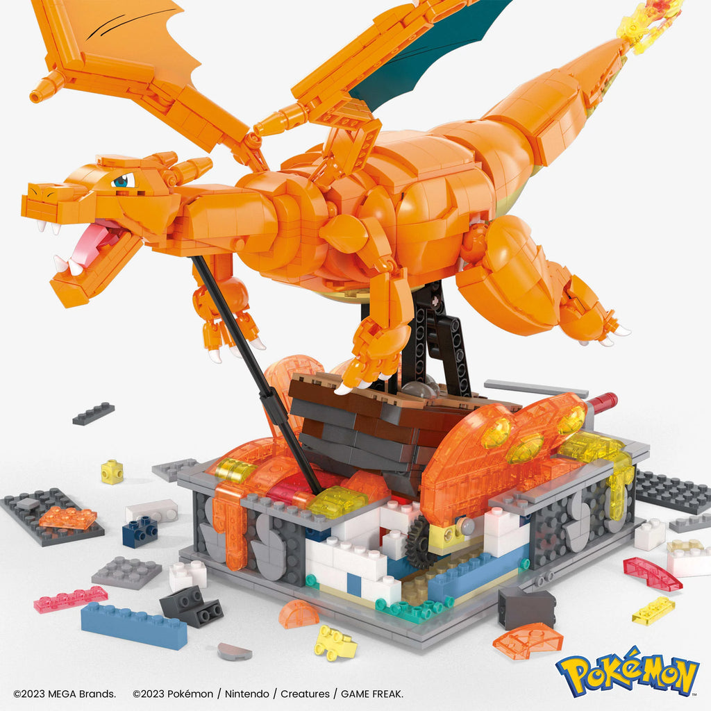 Pokémon Charizard Building Kit Z721