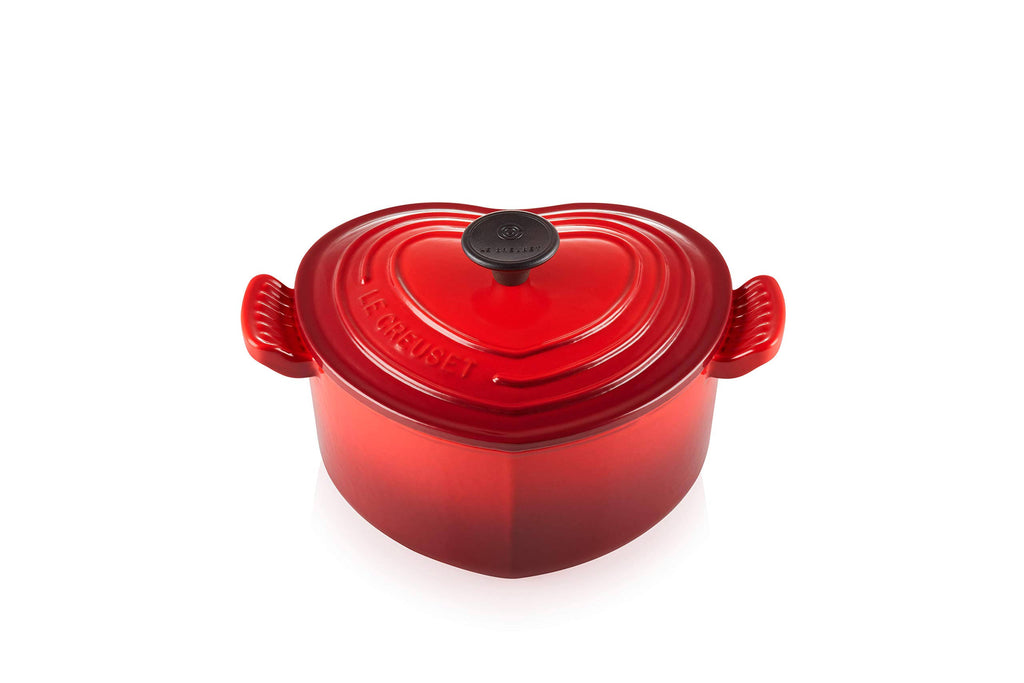 Enameled Cast-Iron 2-Quart Heart Casserole Red U175