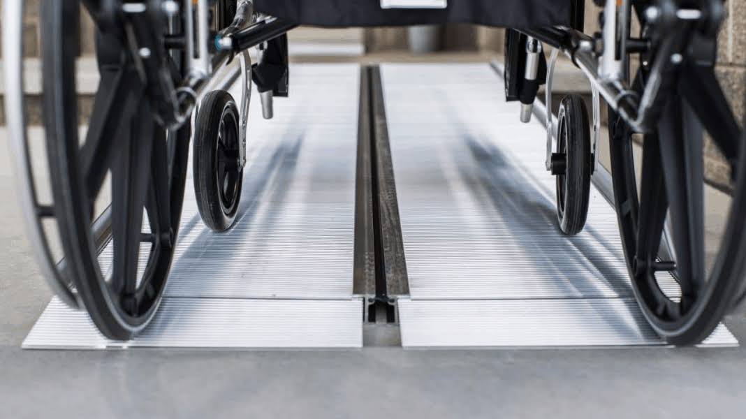 Suitcase Ramp Z921