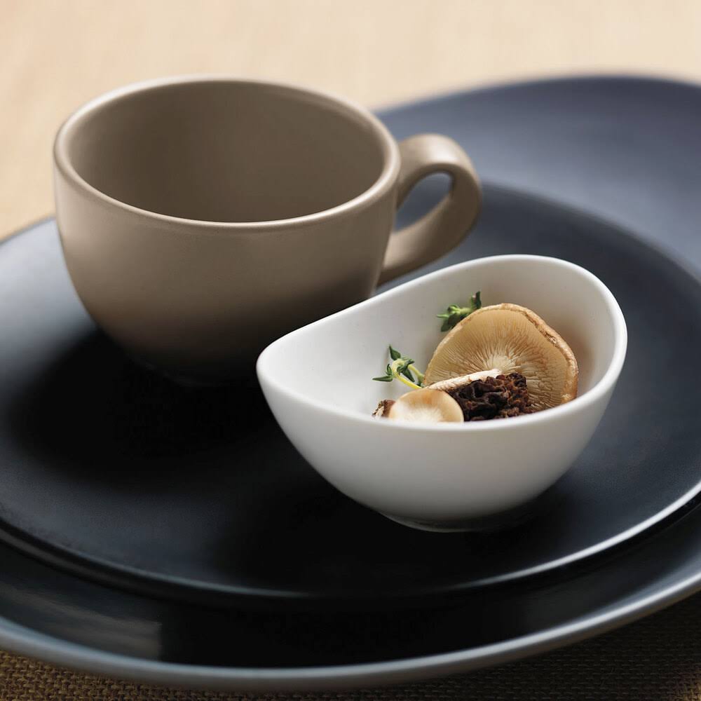 Porcelain Coupe Plate - 12/Case N290