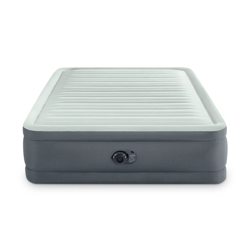 Full Air Mattress with Built-In Pump D673243