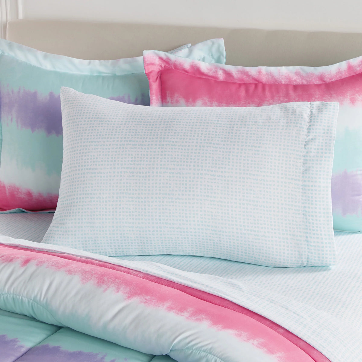 Twin 5 Piece Polyester Microfiber Comforter Set A94570