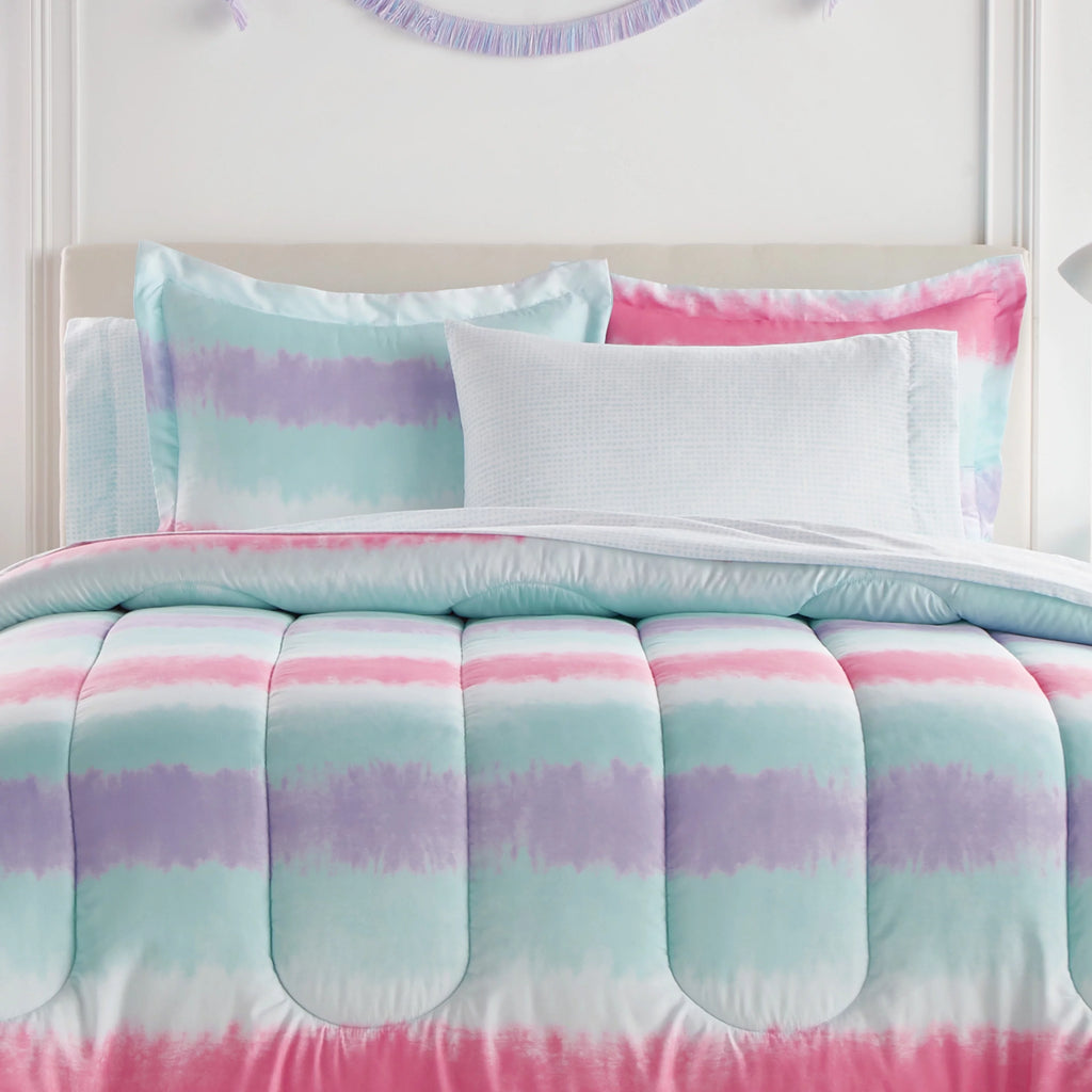 Twin 5 Piece Polyester Microfiber Comforter Set A94570