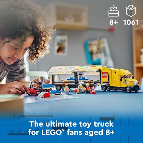 Yellow Delivery Truck Building Toy 3 Minifigures K62649