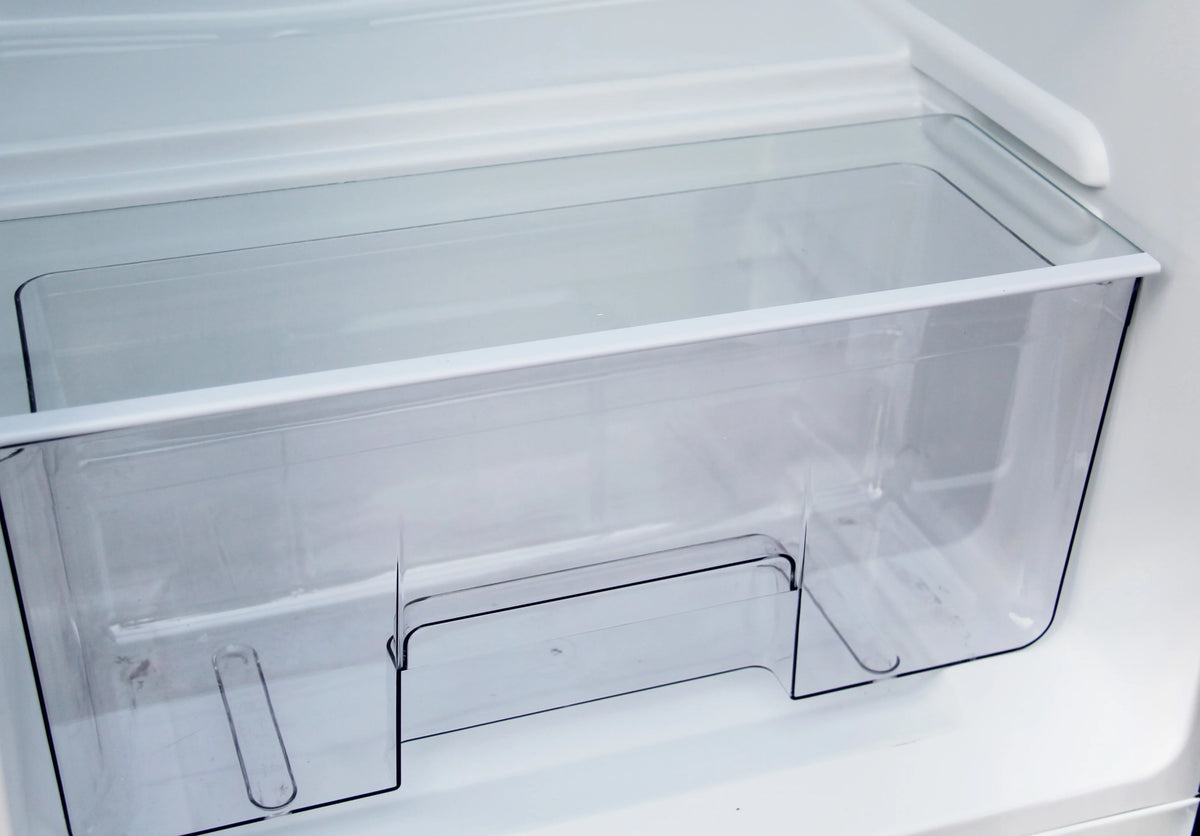 10 Cu Ft Top-Freezer Retro Refrigerator F943585